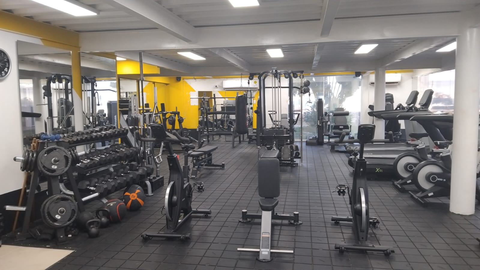 Espacios deportivos - Club Naval de Cartagena de Indias